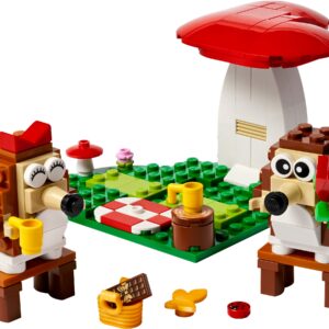 Hedgehog Picnic Date